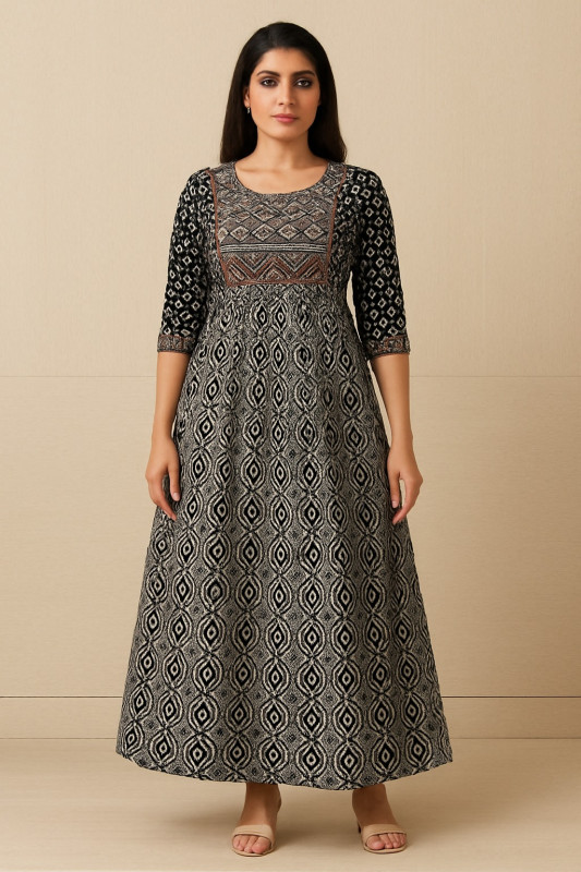 Women’s Black & Beige Geometric Printed Anarkali Long Grown